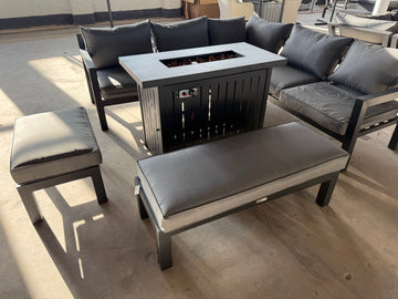 EX DISPLAY MIAMI MINI WITH FIRE PIT